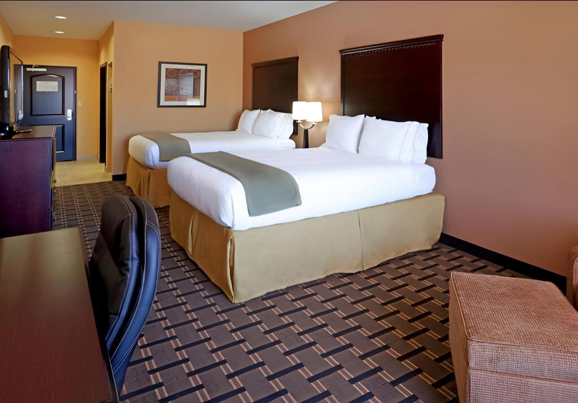 Comfort Inn & Suites Dallas Medical-Market Center Екстериор снимка