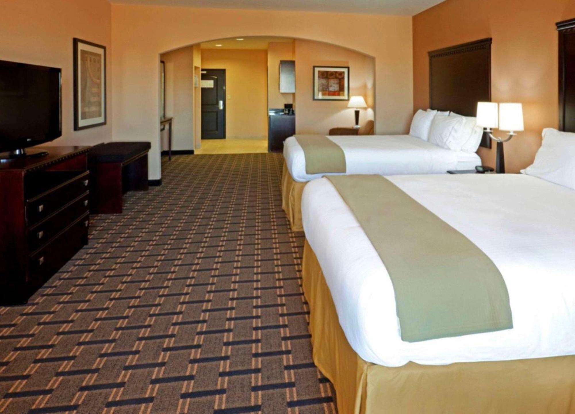 Comfort Inn & Suites Dallas Medical-Market Center Екстериор снимка